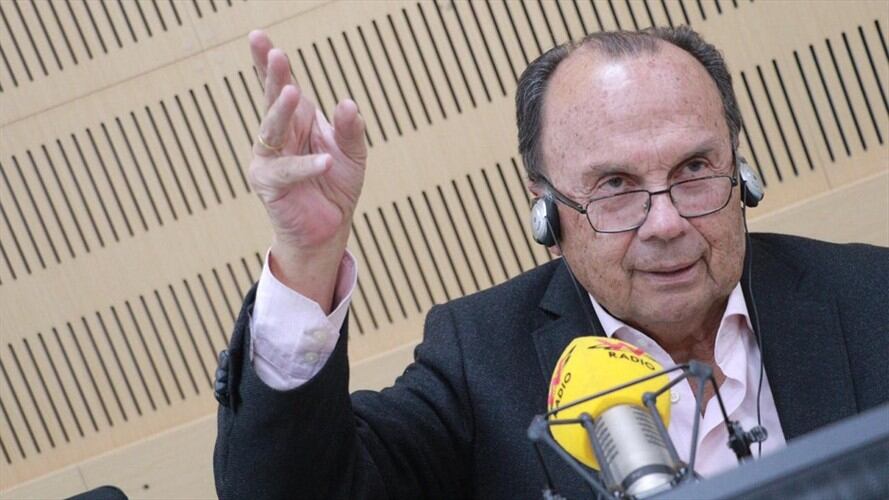 Hernán Peláez y Vicky Dávila hablaron de la renuncia del gerente de RTVC y sobre la circular roja a miembros del ELN.. Foto: W Radio