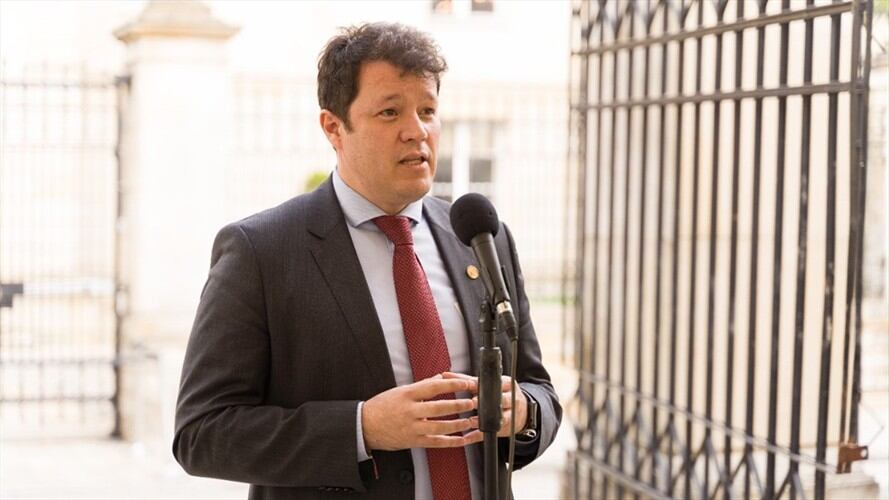 Gobierno rechaza anuncio de algunas empresas en el que aseguran que solo vacunarán a un sector. Foto: Cortesía Presidencia