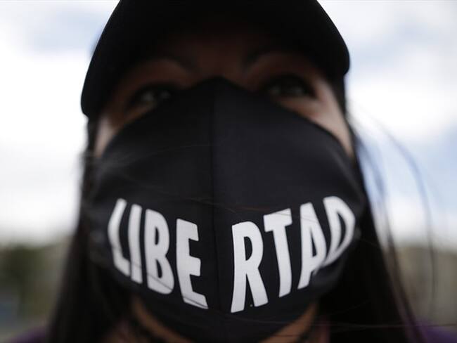 Una segunda oportunidad: la iniciativa que busca llevar tapabocas a las cárceles de país