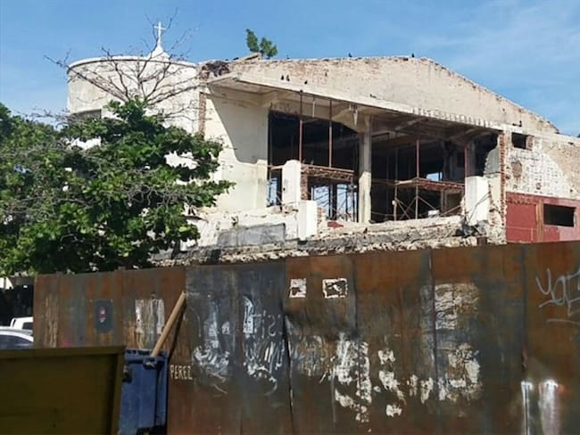 El pasado 9 de agosto se suscribió un otrosí que permitirá terminar las obras de restauración el Teatro Santa Marta. Foto: Colprensa