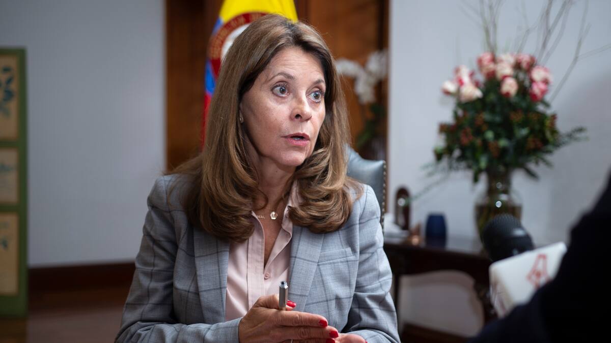 “Pareciera que más que despenalizar, se está legitimando el aborto”: Marta Lucía Ramírez