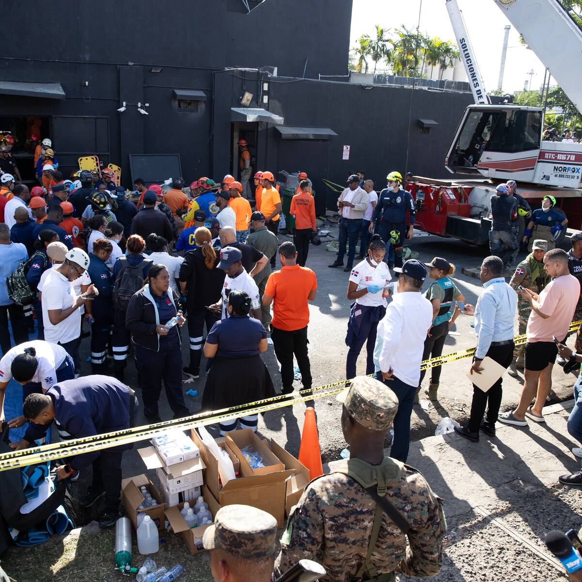 Fiscalía dominicana citó a propietarios de discoteca colapsada