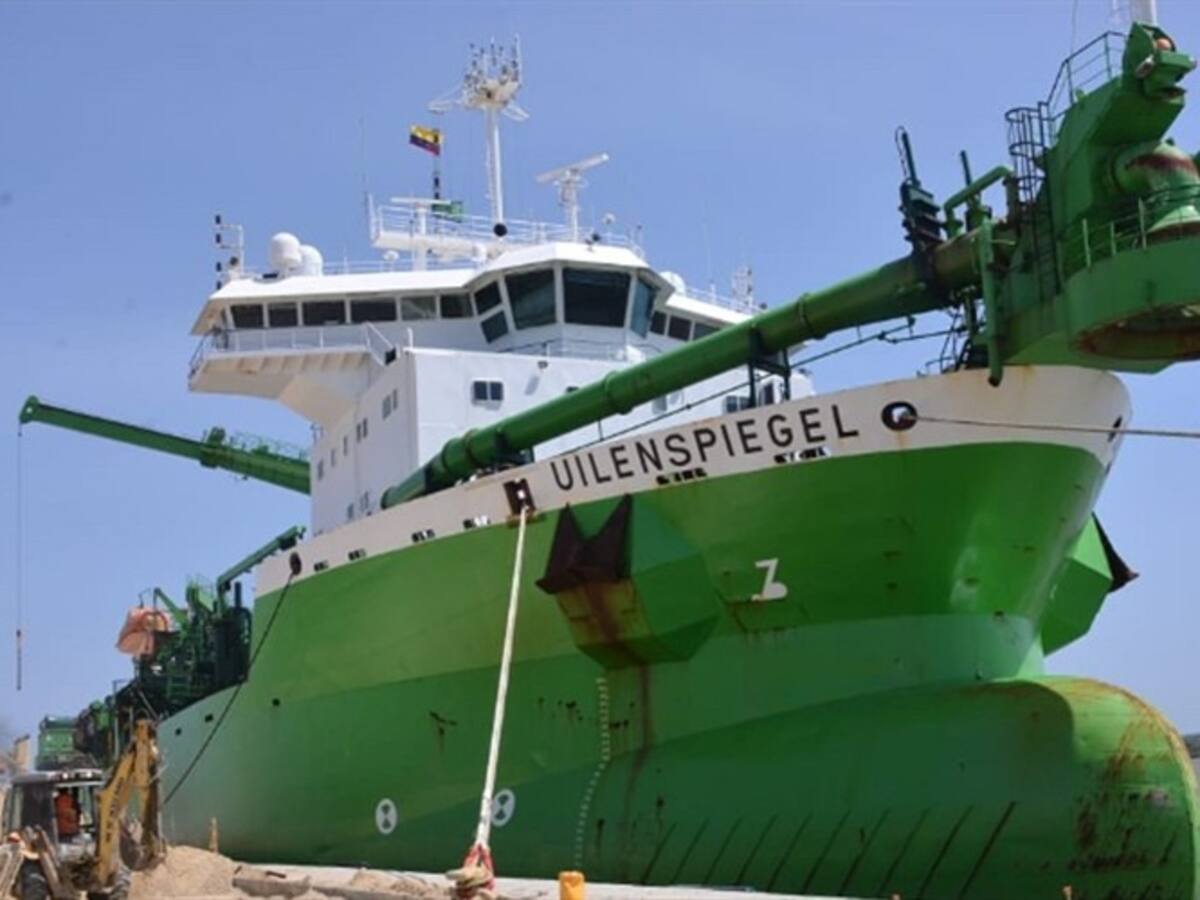 Draga belga finalizó trabajo de mantenimiento del canal de acceso a Puerto de Barranquilla