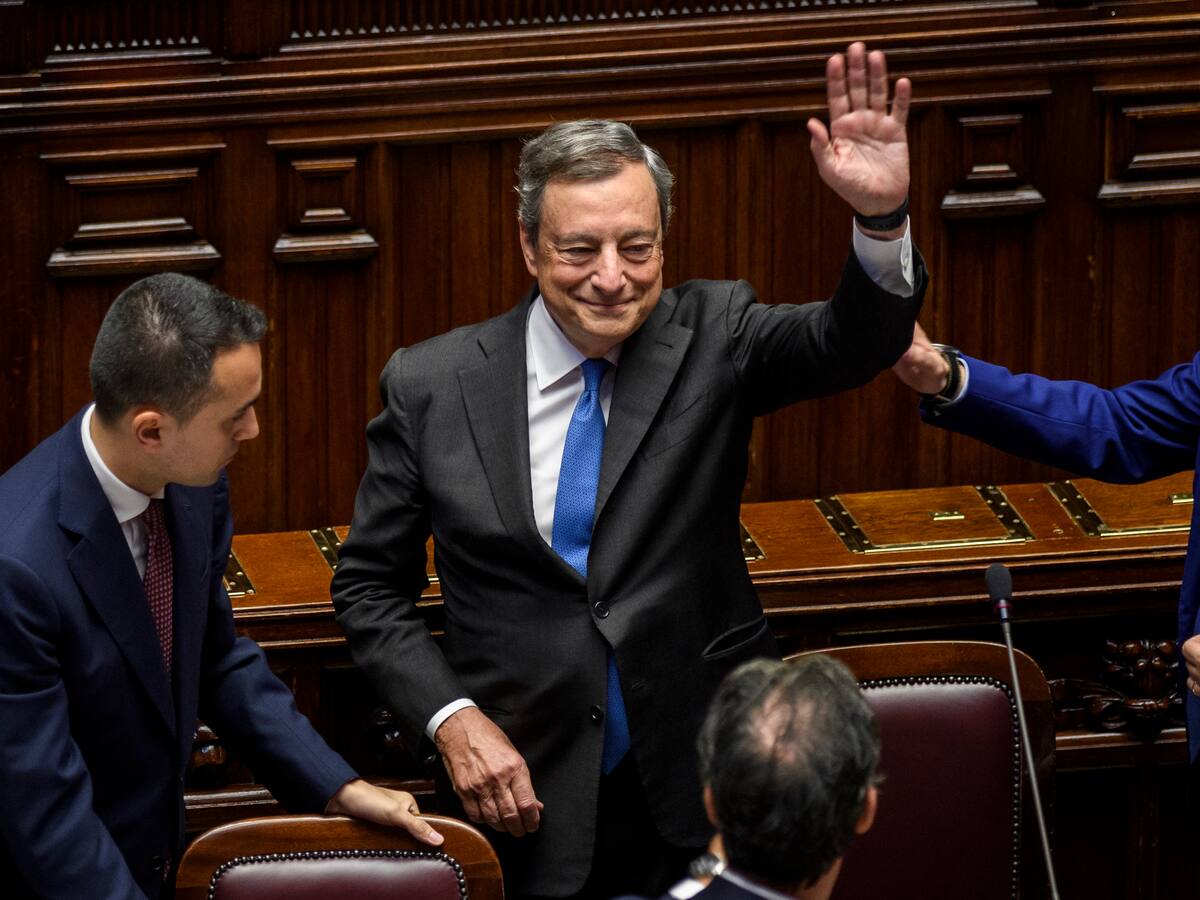 Italia avanza hacia elecciones en octubre tras la renuncia oficial de Mario Draghi