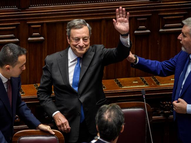 Italia avanza hacia elecciones en octubre tras la renuncia oficial de Mario Draghi
