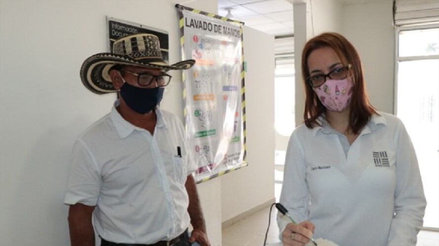 Más de 700 familias aledañas a Cerro Matoso fueron beneficiadas con tierras. Foto: Cortesía