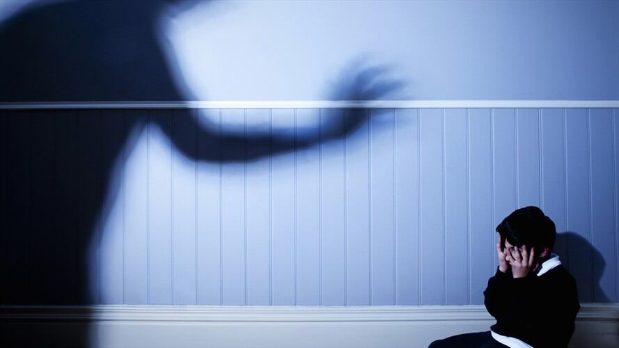 Se logró la judicialización de 121 presuntos responsables de delitos que afecten la vida, la integridad física, la libertad y formación sexual de menores entre los 3 y los 14 años de edad. Foto: Getty Images / IAN NOLAN