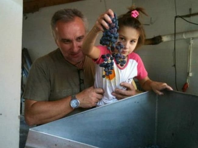 Fernando Blanco, el padre de Nadia Nerea, empezó a hacer campaña en los platós de televisión en 2009. Foto: BBC Mundo