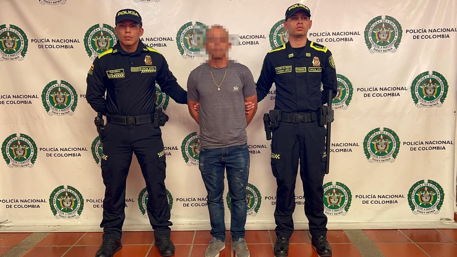 Capturado integrante de las disidencias de las Farc en Bucaramanga: Tenía circular azul de Interpol. Foto: Policía Mebuc.