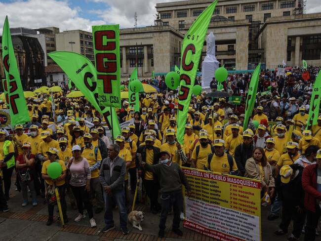 Movilizaciones en Bogotá en el Día Internacional del Trabajo (Photo by Juancho Torres/Anadolu Agency via Getty Images)