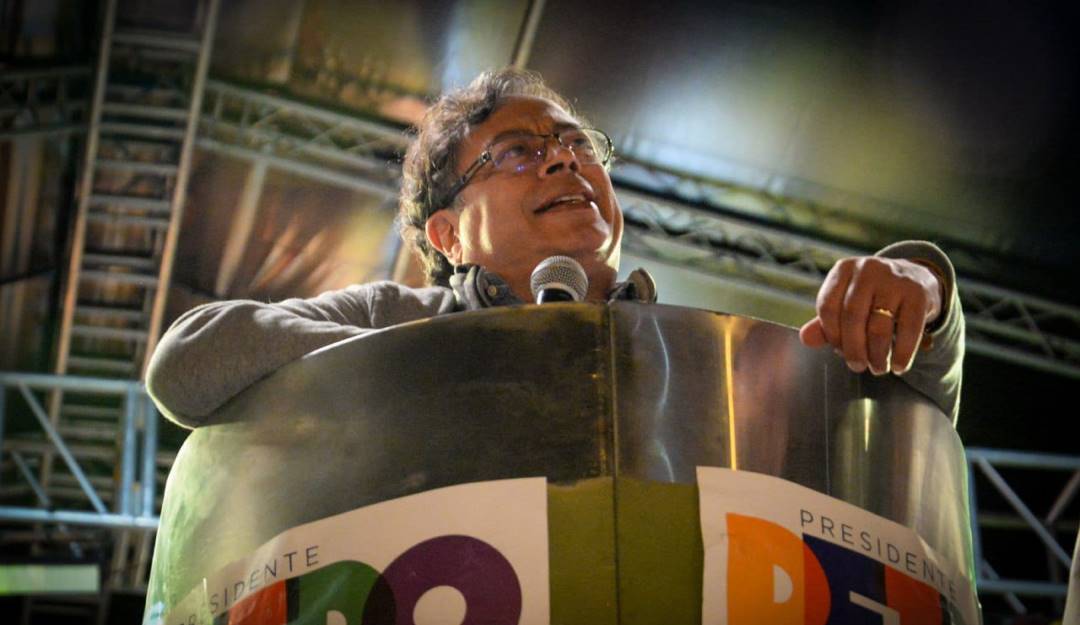 Gustavo Petro al cierre de su campaña - FOTO TOMADA DE TWITTER @AlirioUribeMuoz