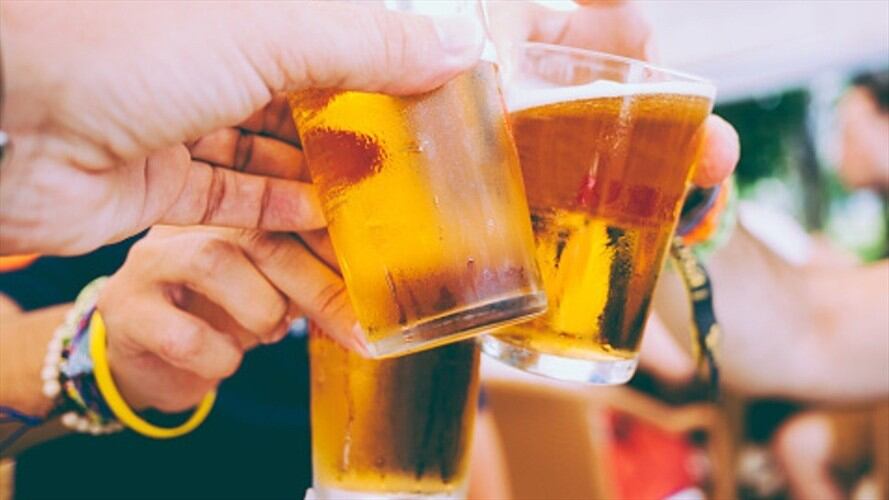 El cannabis estará en las bebidas alcohólicas. Foto: Getty Images