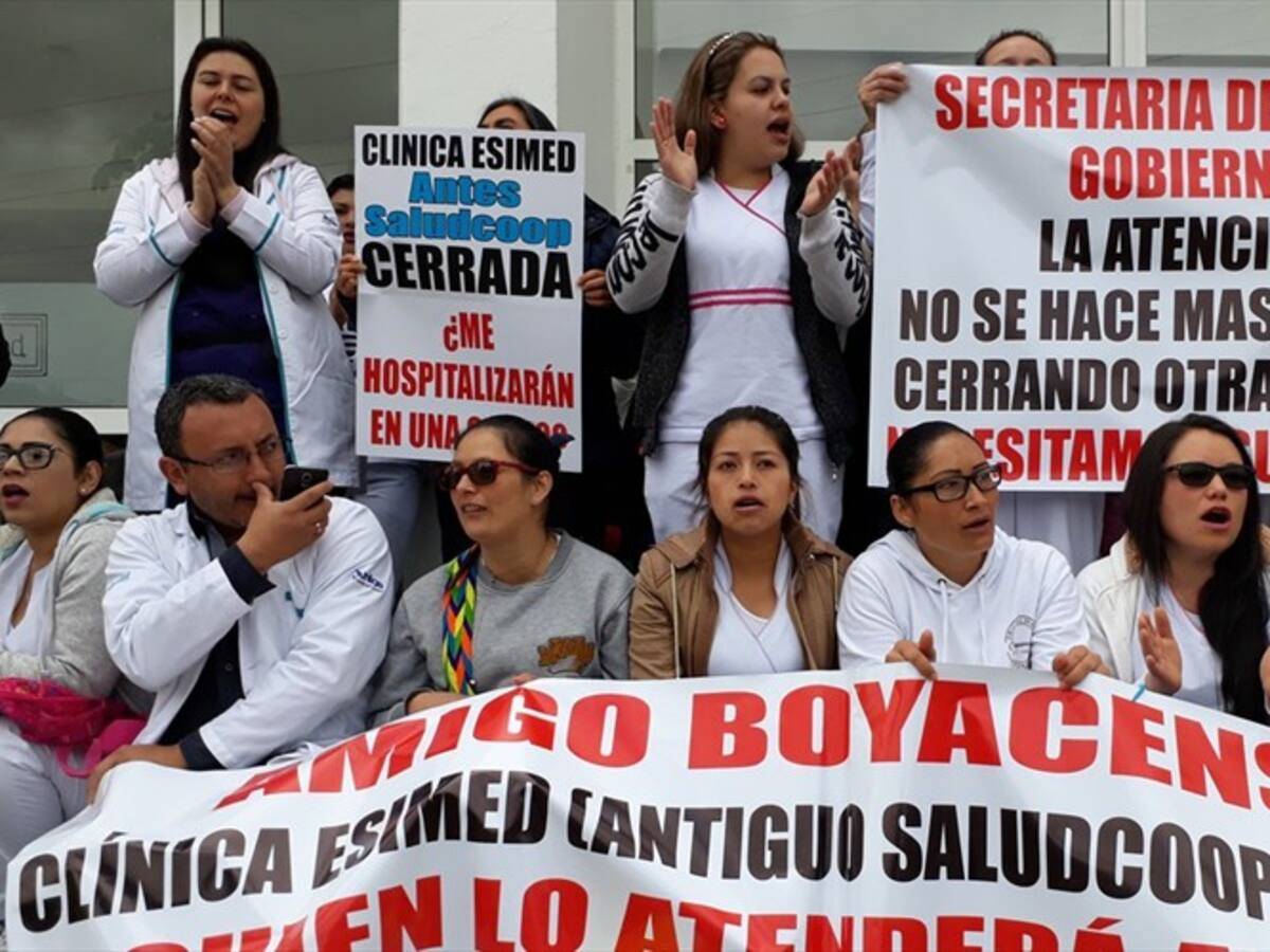 Trabajadores y usuarios de Esimed en Tunja protestan por cierre de seis unidades