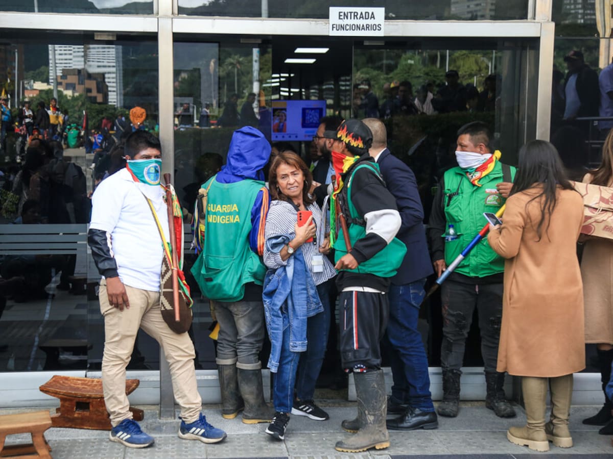 Minga Indígena llegó al DNP en Bogotá para exigir garantías territoriales