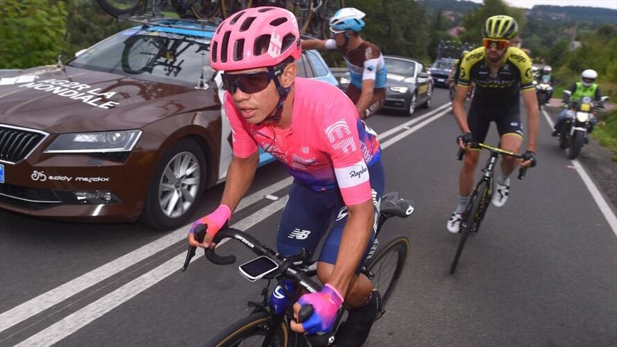 El ciclista colombiano consiguió quedarse con la etapa 18 en la Vuelta a España. Foto: Getty Images