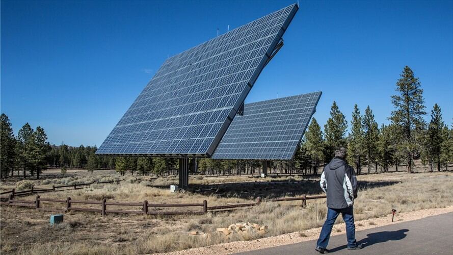 Los paneles solares tendrán una zona de intervención máxima de 105.62 hectáreas, que representan aproximadamente 284.310 módulos fotovoltaicos. Foto: Getty Images