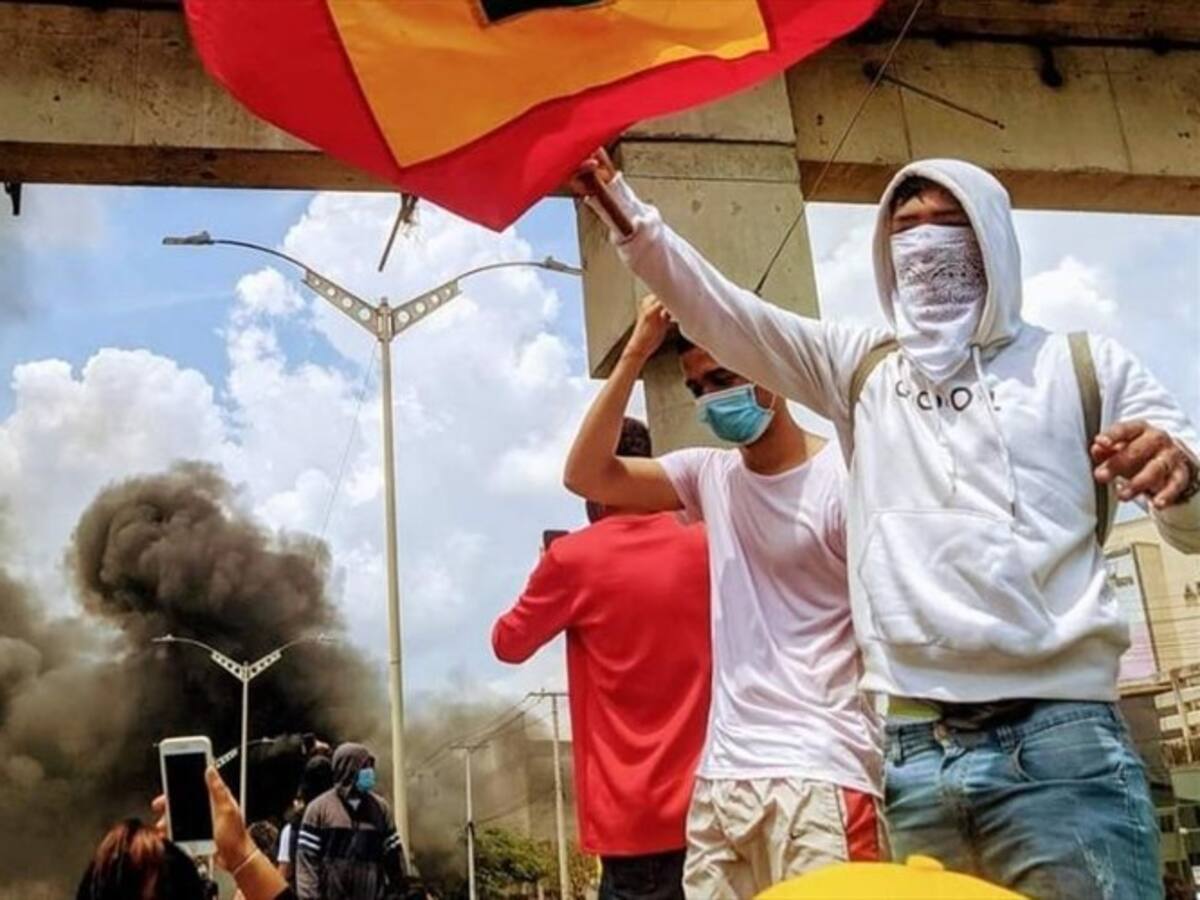 Protesta en Barranquilla dejó 13 capturados, 6 almacenes vandalizados y un policía herido