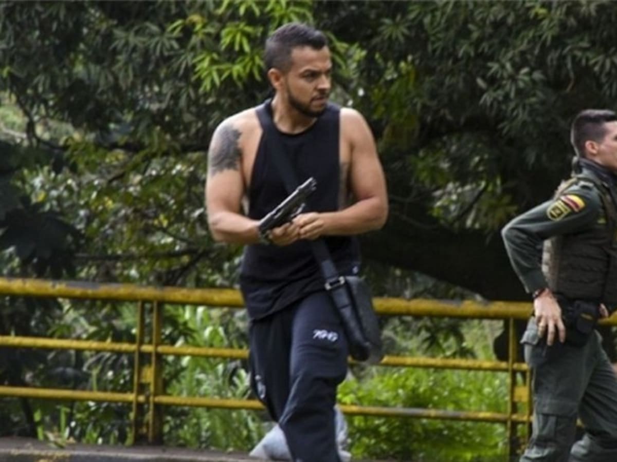 Coronel de la Policía, a responder por civiles disparando contra manifestantes