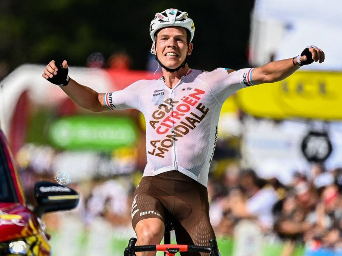 Bob Jungels se impuso en solitario en la novena etapa del Tour de Francia