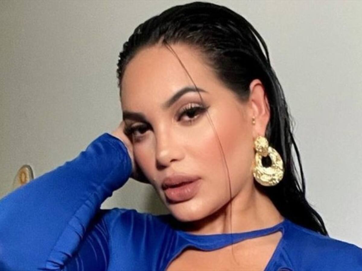 Andrea Valdiri mostró cómo salió de la cirugía que no pudo transmitir en vivo