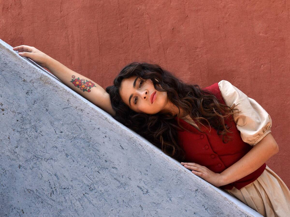 Silvana Estrada lanza su primer álbum llamado “Marchita”