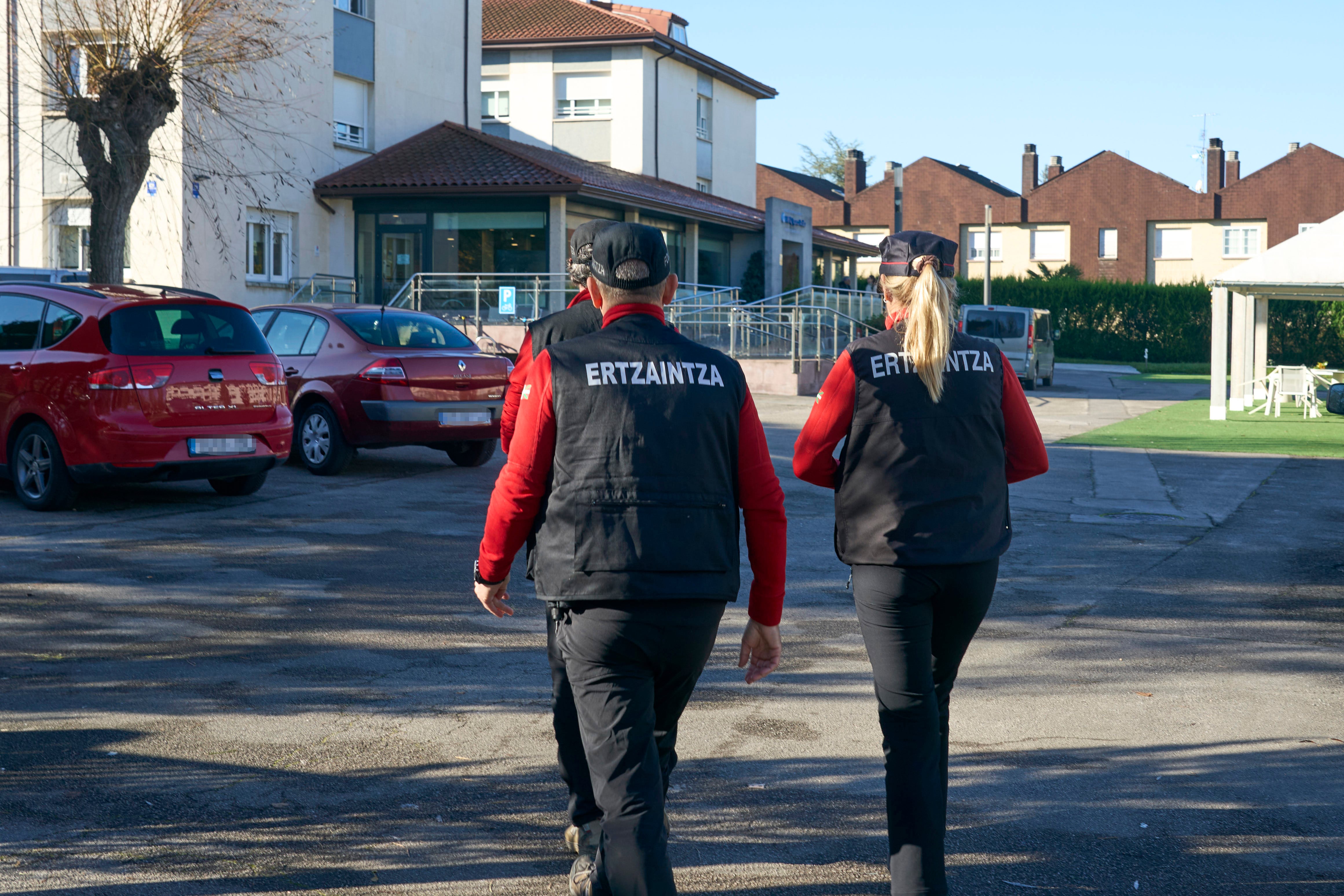 VITORIA, ALAVA BASQUE COUNTRY, SPAIN - NOVEMBER 28: Agents of the Ertzaintza in the vicinity of the residence 'IMQ Igurco Araba', where they have arrested a user as the alleged perpetrator of the death of his companion, on 28 November, 2024 in Vitoria, Alava, Basque Country, Spain. An elderly woman has died early this morning in a residence in Vitoria and another user has been arrested as the alleged perpetrator of her death. The Ertzaintza has opened an investigation to try to clarify these facts occurred in the elderly center that, in principle, appears to be a case of homicide. (Photo By Lino Gonzalez/Europa Press via Getty Images)