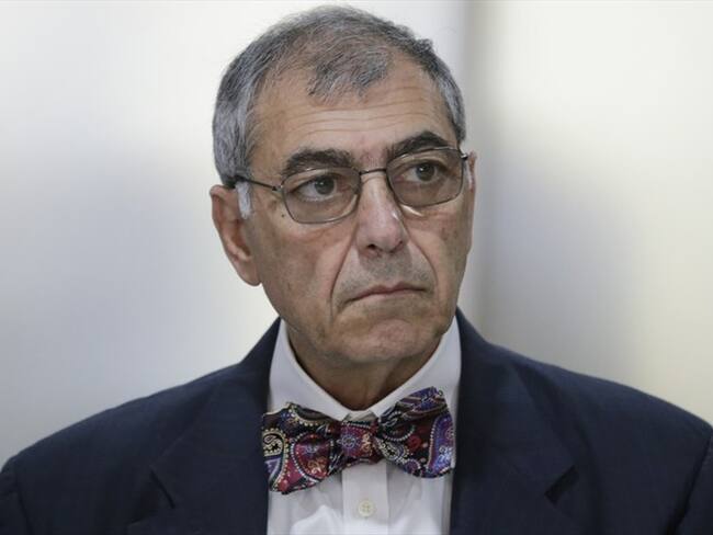 Aquarela podría conducir a una destitución de William Dau: procurador delegado