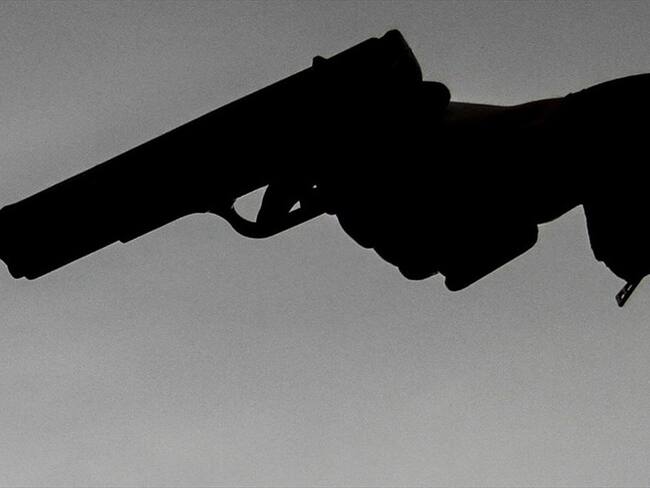 Sicarios que se transportaban en motocicleta atacaron a los dos ciudadanos que se encontraban en una obra de construcción . Foto: Colprensa