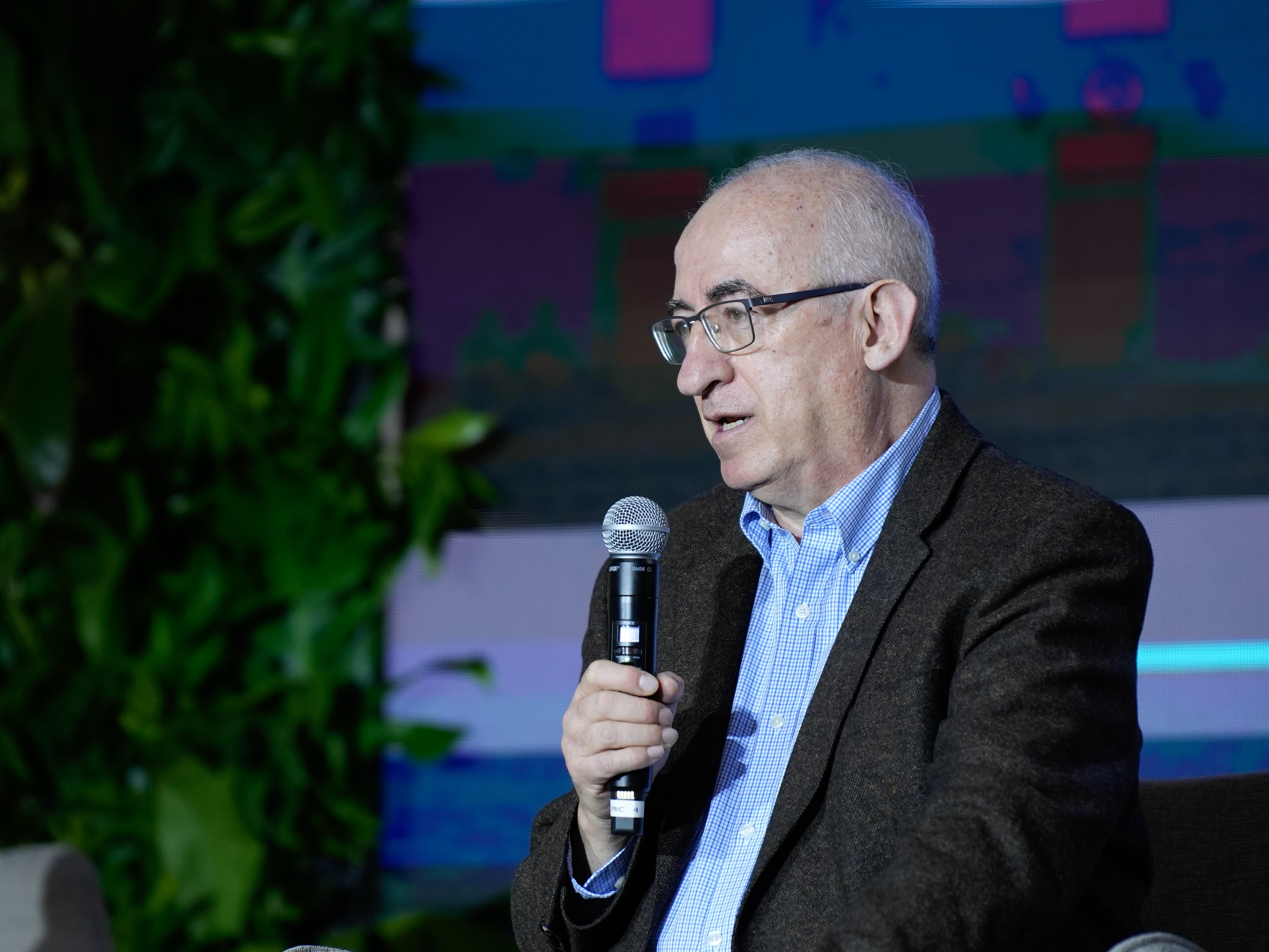 Leonardo Villar, gerente del Banco de la República en el Festival de las Ideas 2024 (Crédito: Prisa Media)