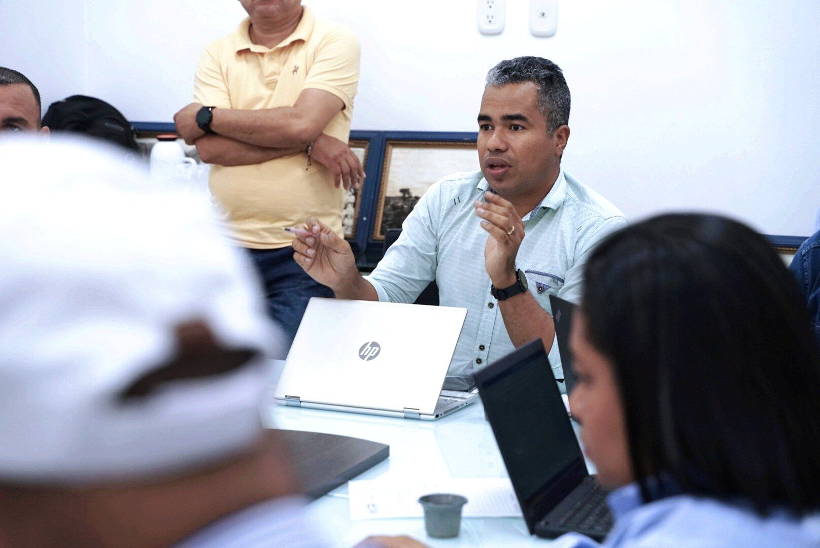 Jairo Toquica, alcalde de Puertp Wilches. Cortesía Twitter: @AlcaPtoWilches