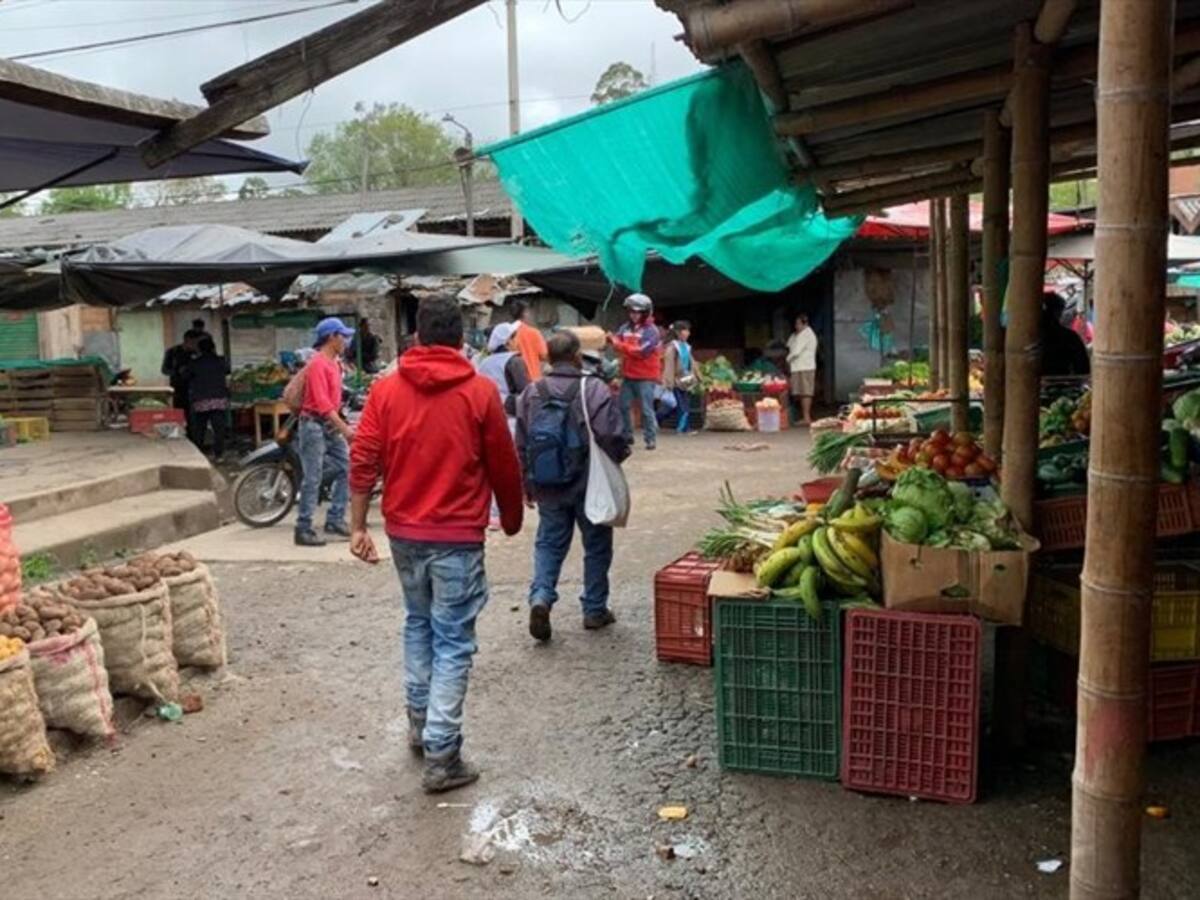 Empiezan a escasear productos en plazas de mercado de Popayán