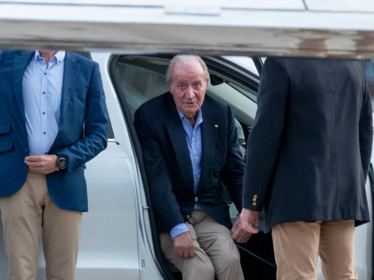 El rey emérito Juan Carlos llega a España después de 21 meses fuera del país