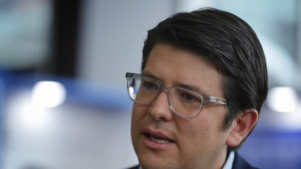 ¡Miguel Uribe, fuerza! Su familia y Colombia lo esperan. Exigimos altura de los líderes políticos