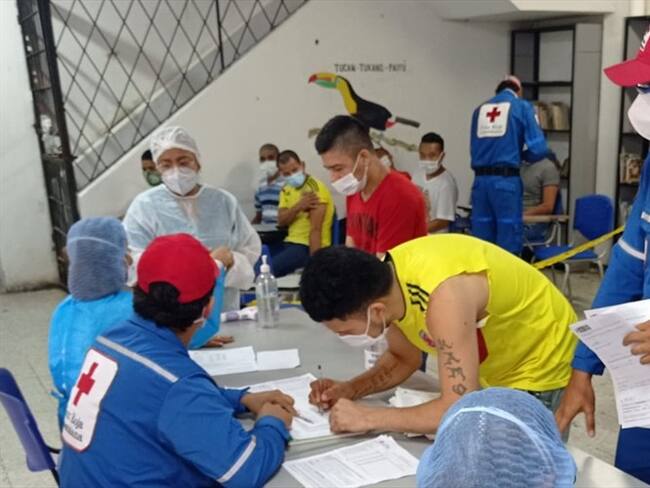 Vacunados los privados de la libertad de la cárcel de Leticia. Foto: Cortesía Laura Palomino