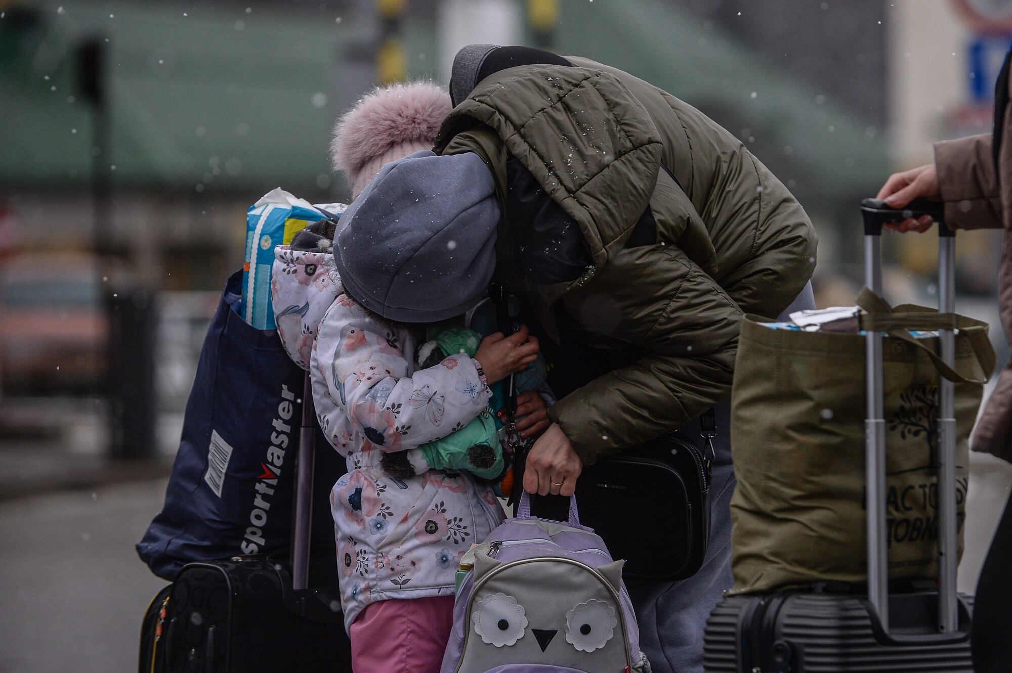 Migrantes ucranianos salen de su país ante guerra con Rusia. Foto: Omar Marques/Getty Images
