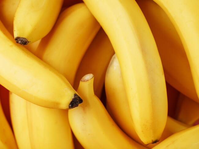 Imagen de referencia de banano. Foto: Getty Images / Adela Stefan