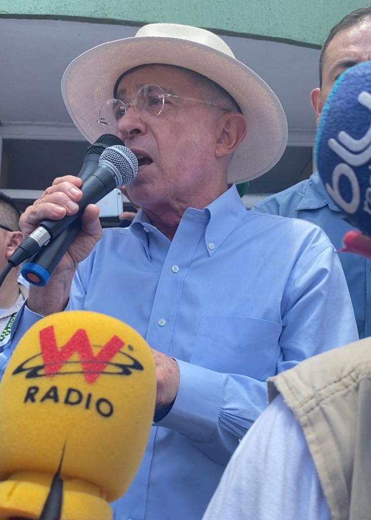 Álvaro Uribe Vélez desde Floridablanca, Santander. Foto: W Radio
