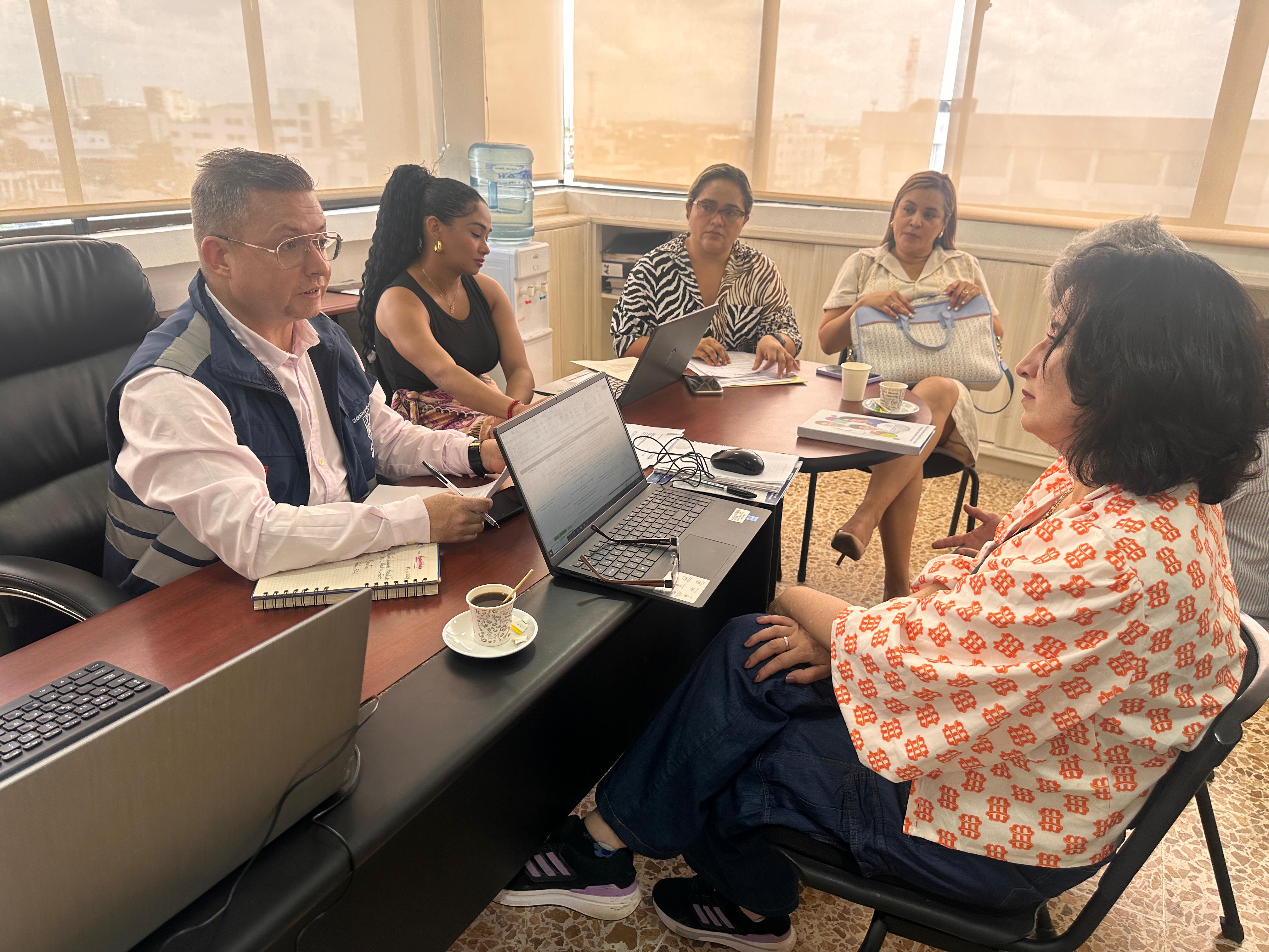 Vigilan entrega de medicamentos ante quejas de usuarios de Sanitas EPS en Córdoba. Foto: prensa Gobernación de Córdoba.