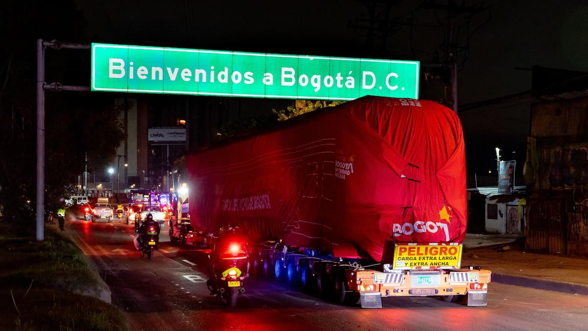 Llegaron los vagones del metro a Bogotá