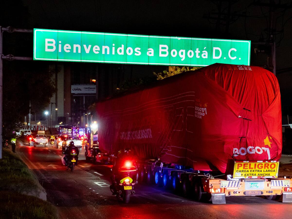 Llegaron los vagones del metro a Bogotá