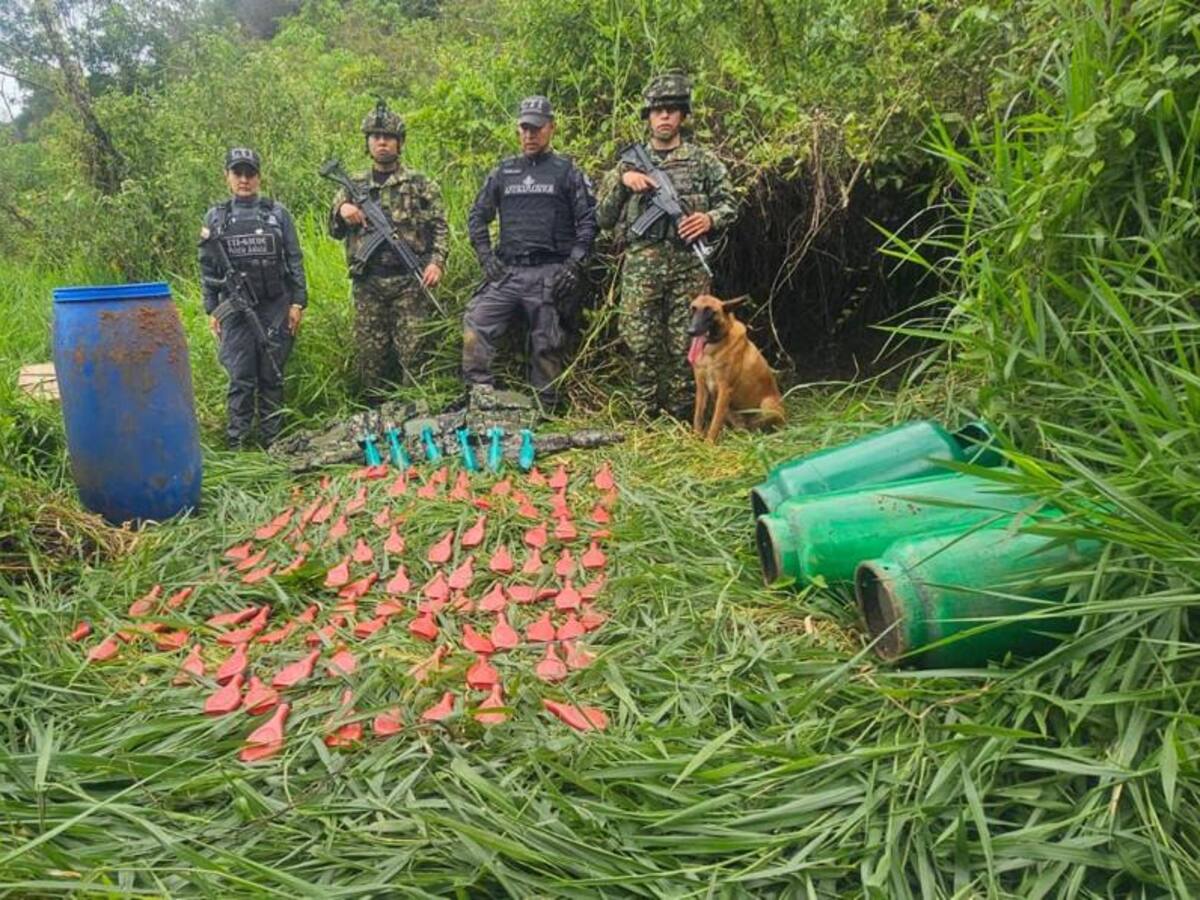 Ejército frustró atentado en Jamundí tras hallar depósito de explosivos