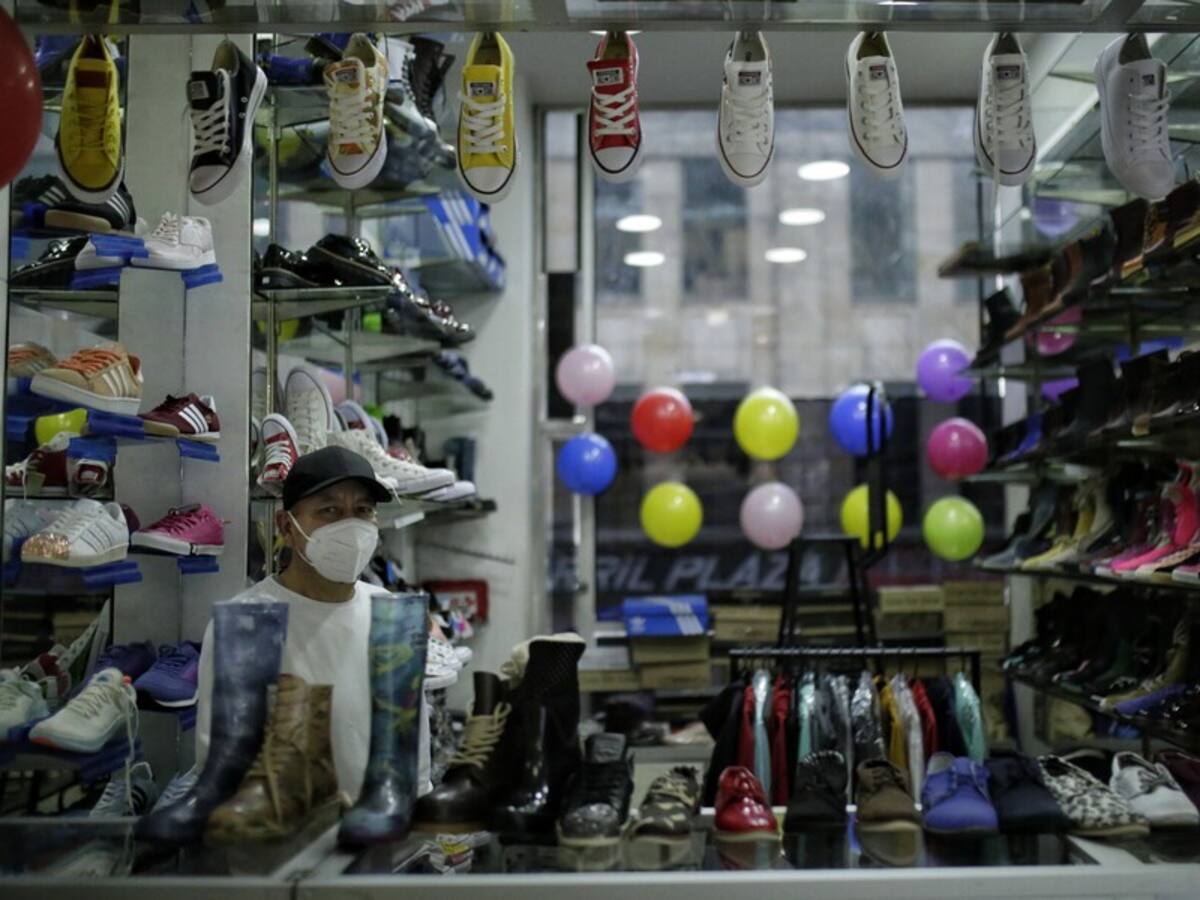 El elevado costo de vida en enero afectó ventas de los comerciantes, dice Fenalco