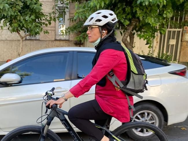La lucha de las mujeres por montar en bicicleta en Teherán, Irán