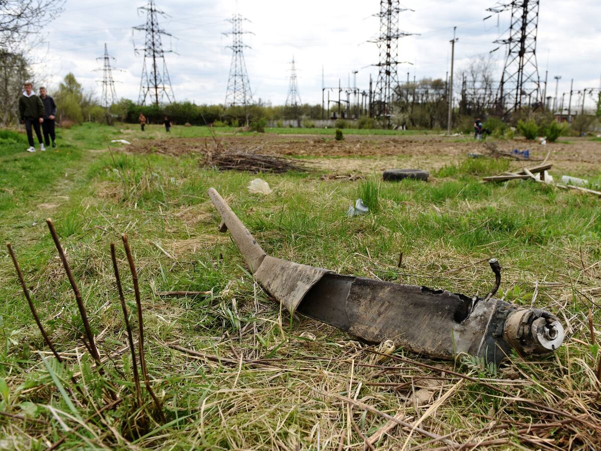Los rusos atacan línea de ferrocarril en la región ucraniana de Leópolis