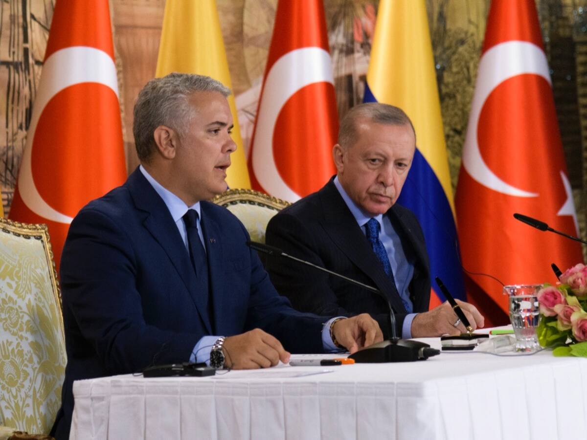 Hemos desmantelado tres organizaciones terroristas, entre ellas el mando del Clan del Golfo: Iván Duque en Turquía