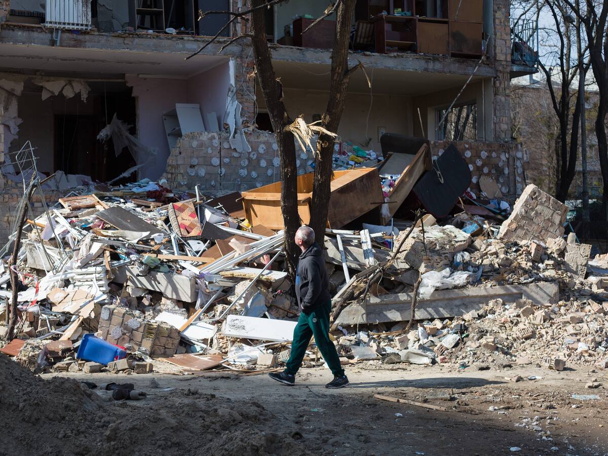 Guerra en Ucrania: la historia del ingeniero que colabora como traductor para periodistas