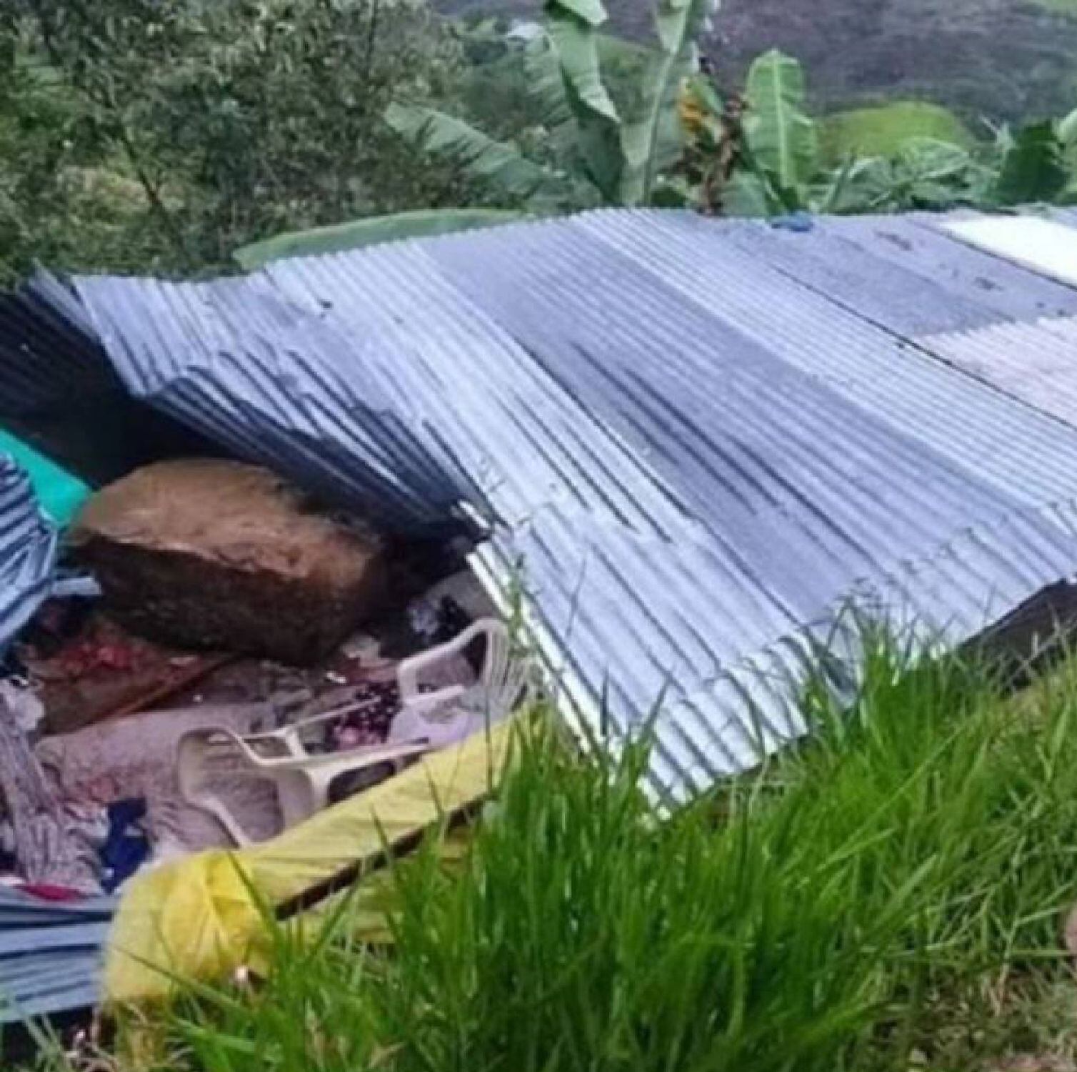 Ofrecen ayuda a familia migrante por la muerte de dos niñas al caerle una roca en Piedecuesta, Foto: Cortesía Alcaldía Piedecuesta