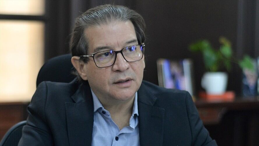 Minagricultura analiza opciones con gremios  para atender abastecimiento de alimentos en el país. Foto: Colprensa