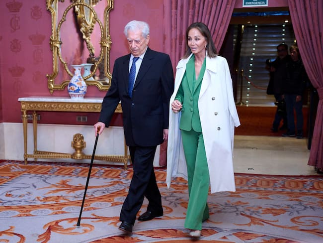Ex de Vargas Llosa mandó una carta a Isabel Preysler cuando empezaron a salir