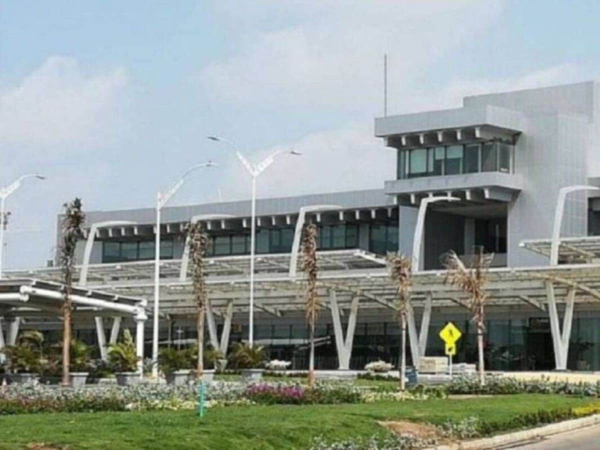 Siguen las quejas por el mal estado del aeropuerto Cortissoz de Barranquilla